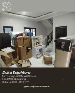 Kamera CCTV Dahua terpasang untuk memantau area kantor produksi skincare.